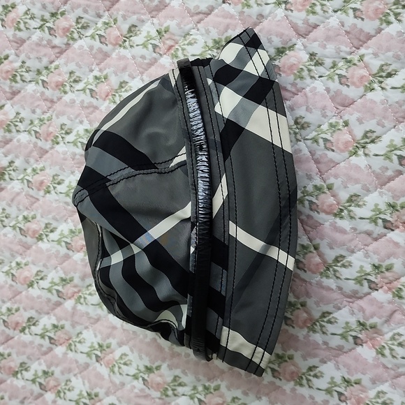 Burberry London plaid check nylon patent buckle accent hat M - Picture 3 of 7